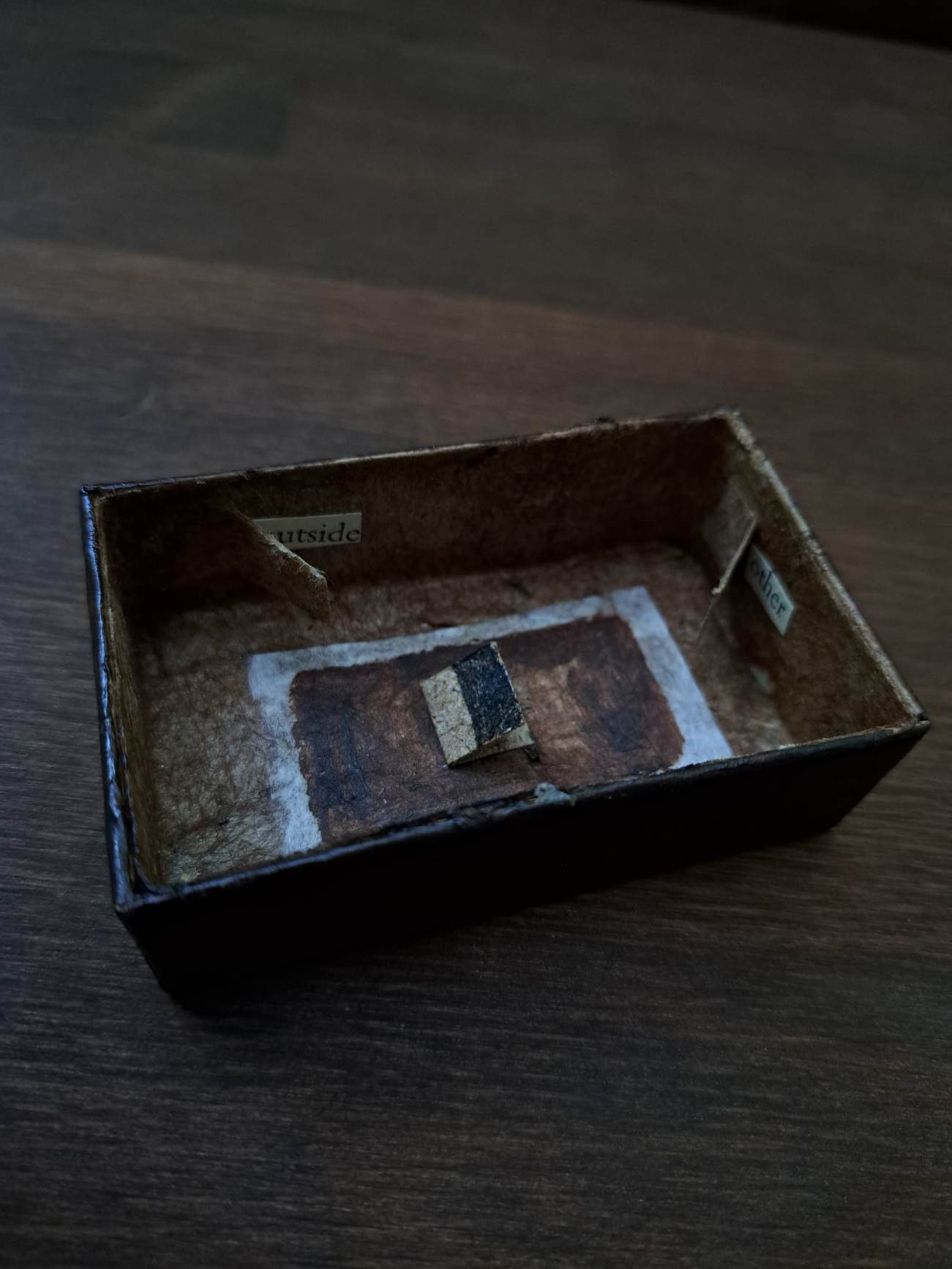 Ceramic Brooch / The Key In Your Pocket ポケットの中の鍵