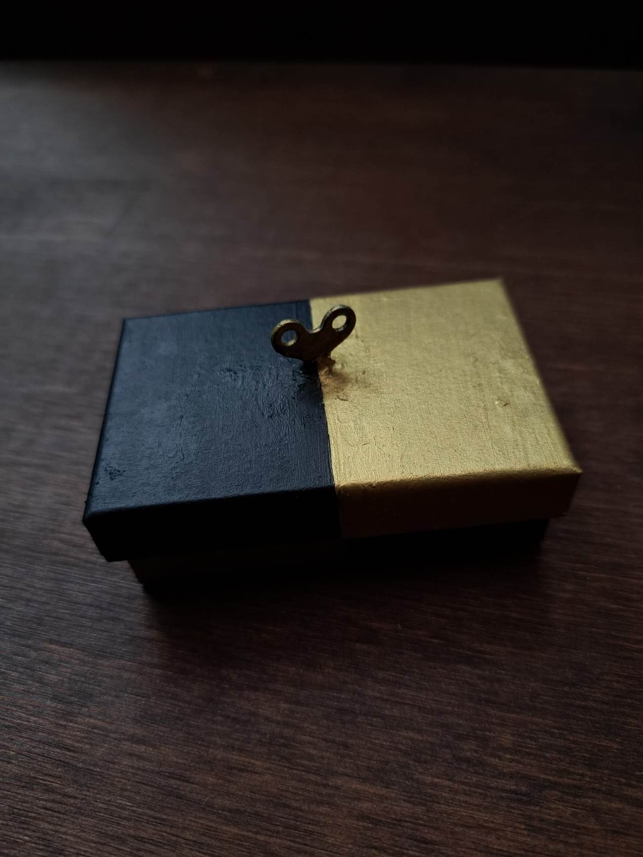 Ceramic Brooch / The Door Opens Tonight 今夜扉は開きます