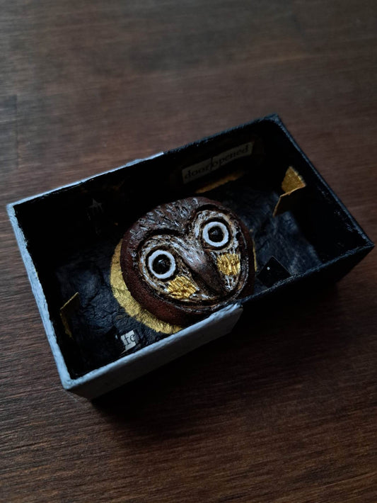 Ceramic Brooch / Close your eyes and imagine 目を閉じて想像して