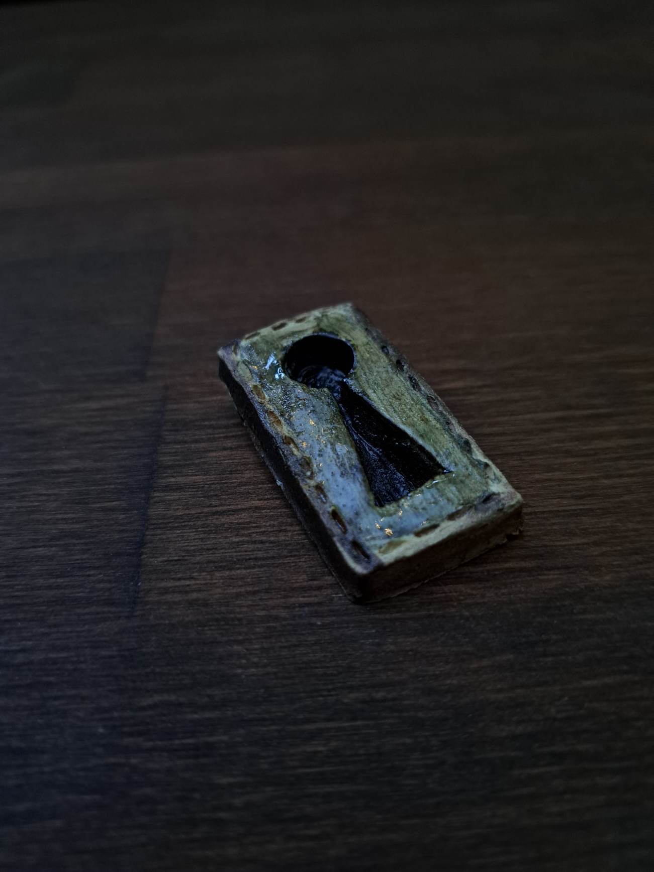 Ceramic Brooch / The Key In Your Pocket ポケットの中の鍵