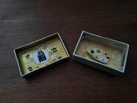 Ceramic Brooch / Locked In Your World 自分の世界に閉じ籠って