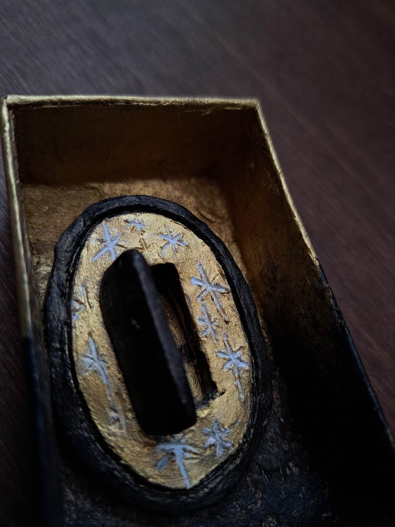 Ceramic Brooch / The Door Opens Tonight 今夜扉は開きます