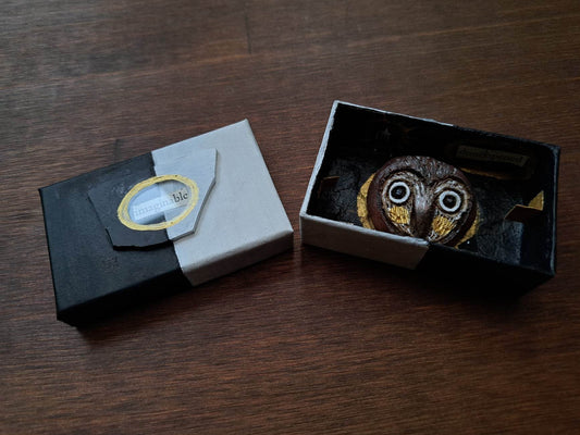 Ceramic Brooch / Close your eyes and imagine 目を閉じて想像して