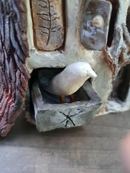 Ceramic Sculpture / White Bird Spirit Is Born In The Night 白い鳥の精霊は夜に生まれる