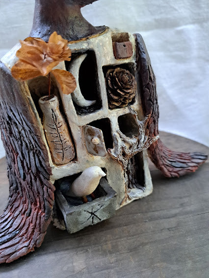 Ceramic Sculpture / White Bird Spirit Is Born In The Night 白い鳥の精霊は夜に生まれる