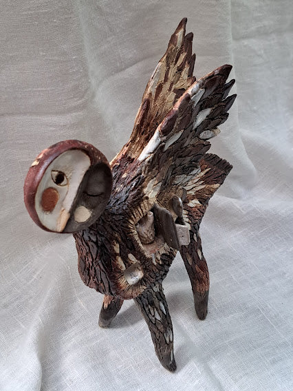 Ceramic Sculpture / Let's Fly With The Stars 星と一緒に飛びましょう(2024年新制作展35キューブ部門入選作品)