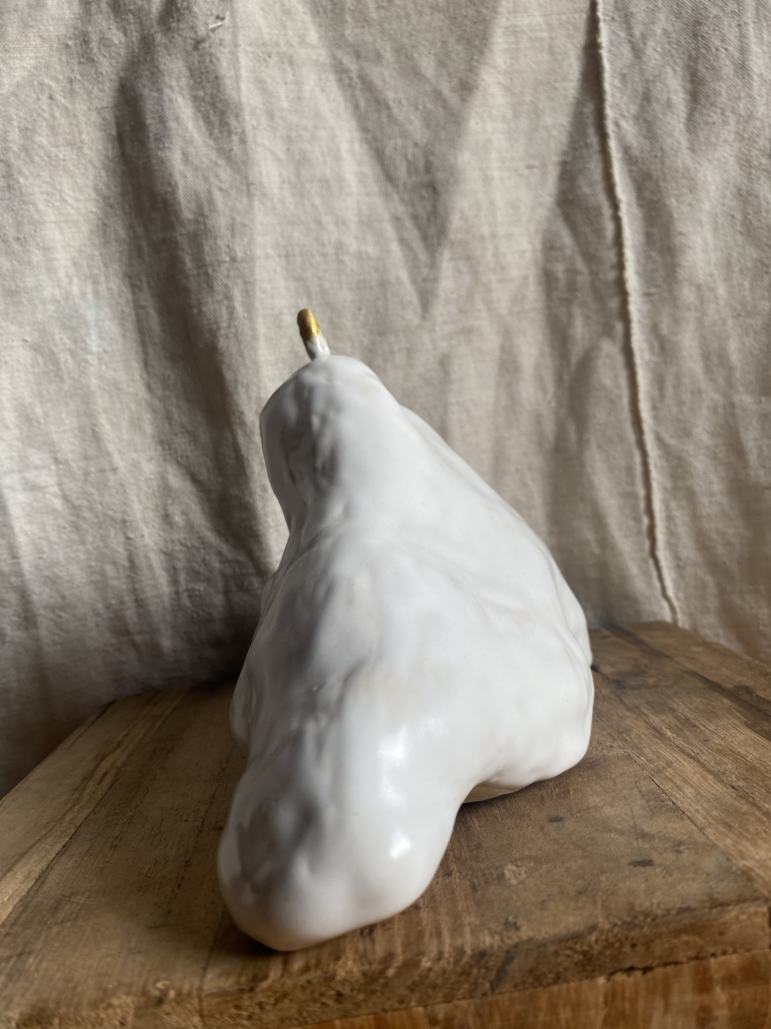 Ceramic Sculpture / Hiding in the Cloud 雲に隠れて